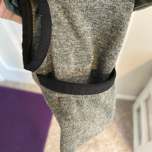 Roxy Tribe Snowboard Jacket (Small) - Picture 5 of 13